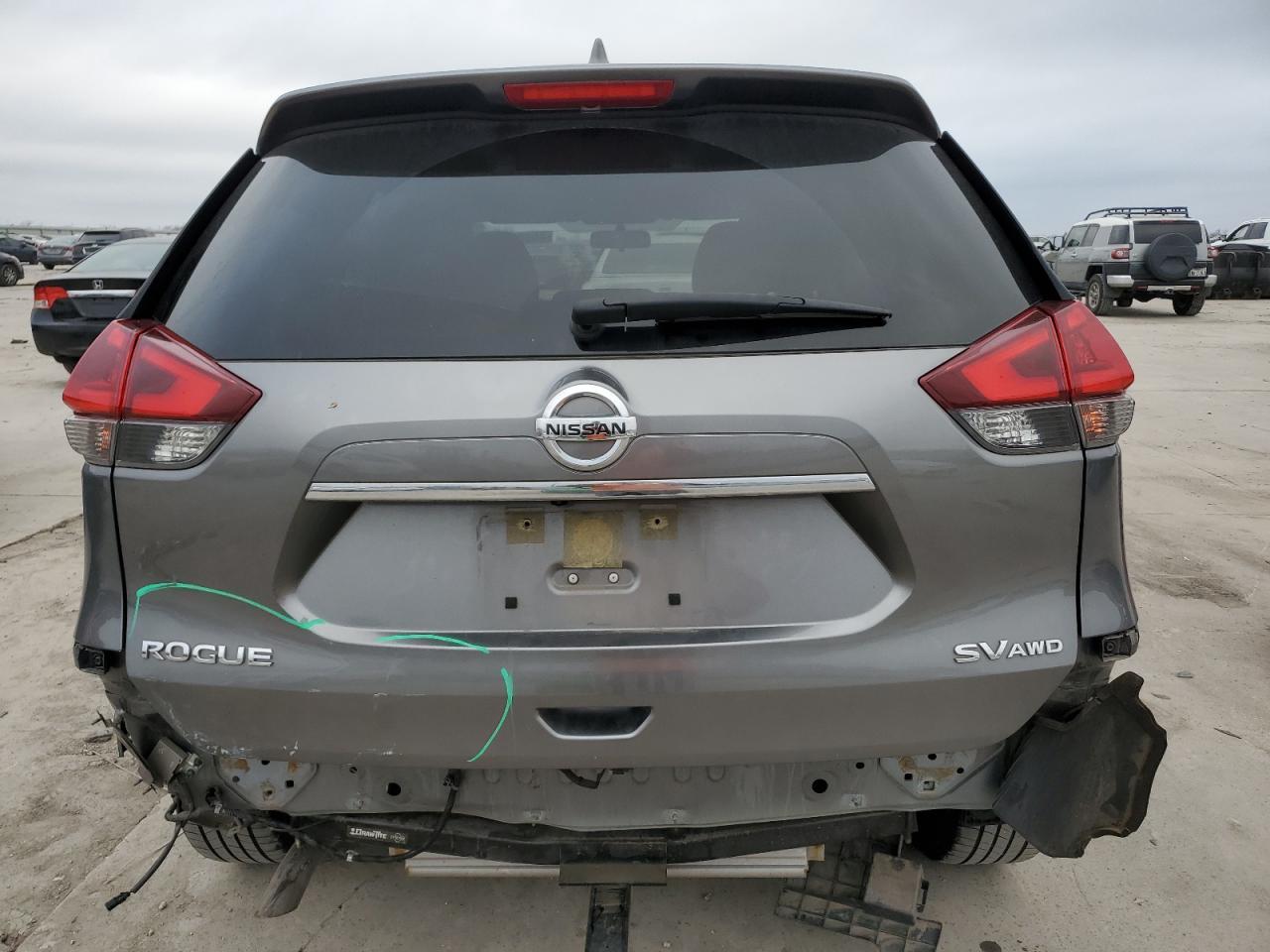 2018 NISSAN ROGUE S - Image 6