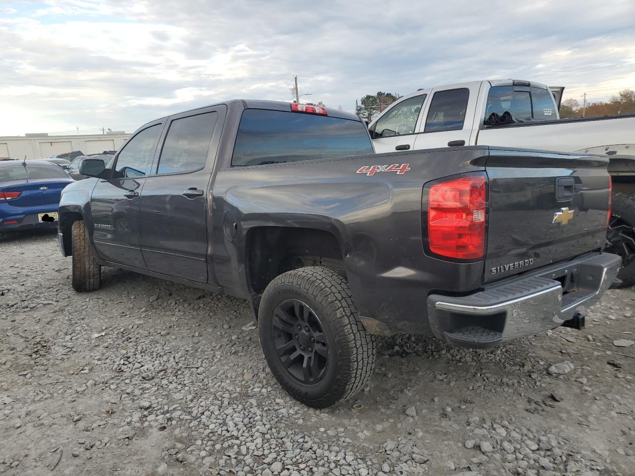 2015 CHEVROLET SILVERADO - Фото 2