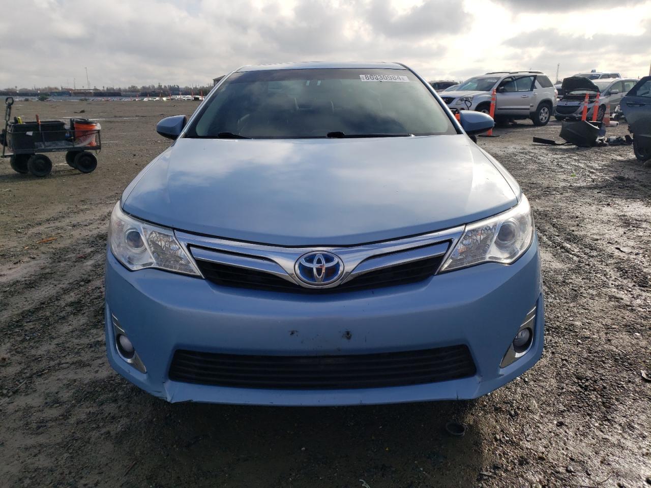 2012 TOYOTA CAMRY HYBR - Фото 5