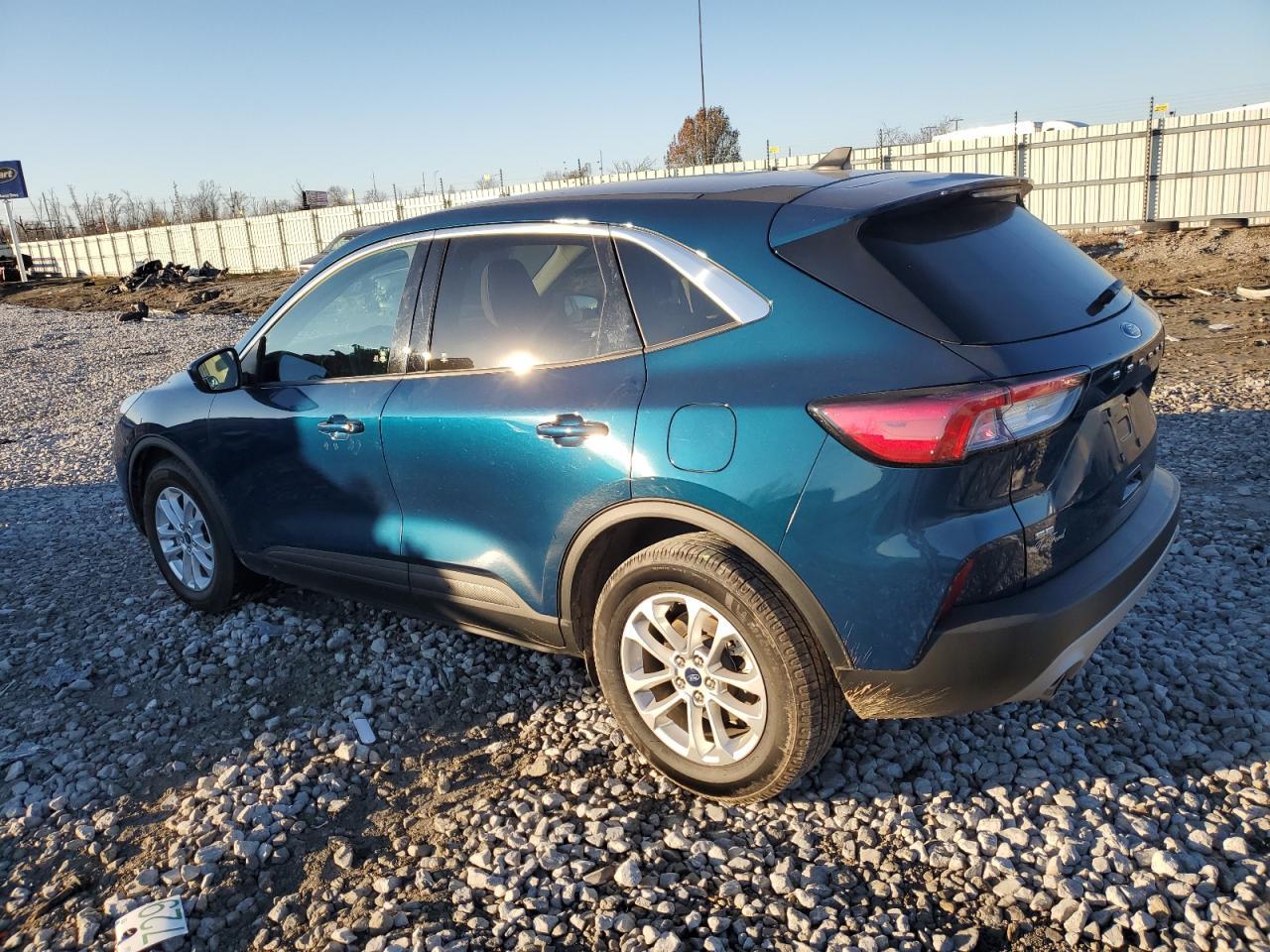 2020 FORD ESCAPE SE - Image 2