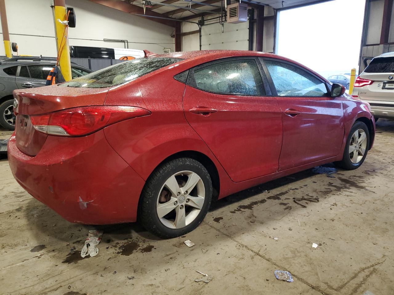 2011 HYUNDAI ELANTRA GL - Image 3