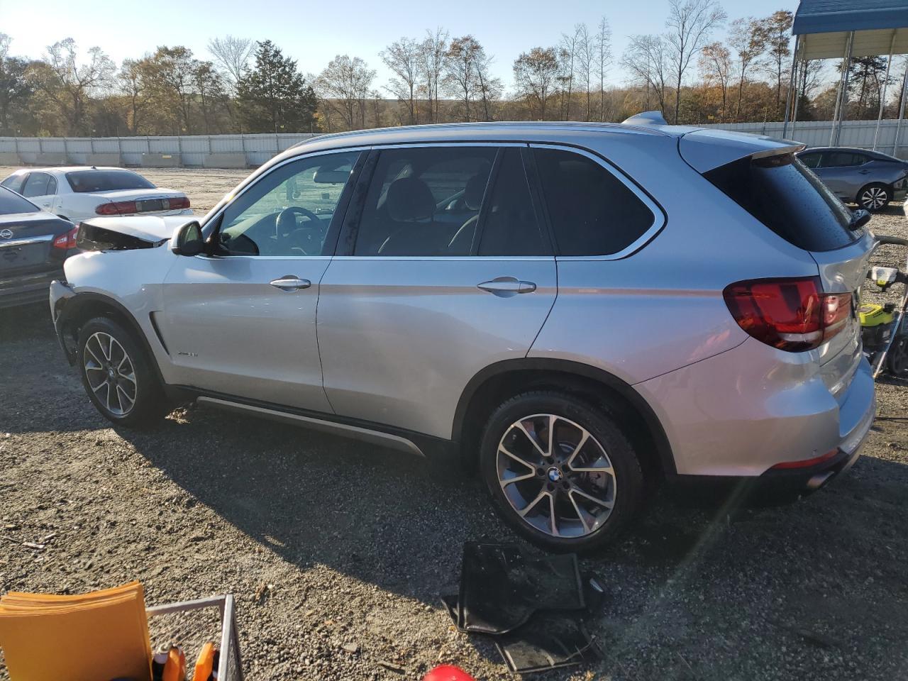 2017 BMW X5 XDRIVE3 - Фото 2