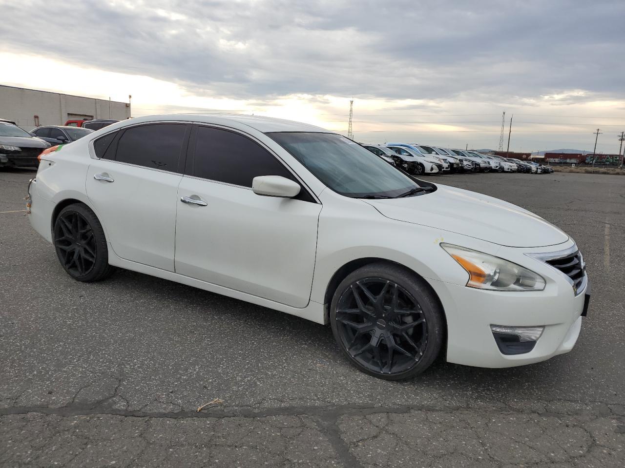 2014 NISSAN ALTIMA 2.5 - Фото 4