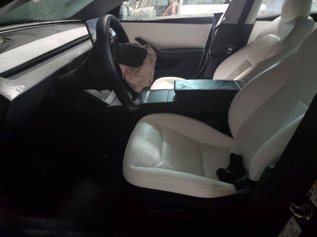 2024 TESLA MODEL 3 - Image 7