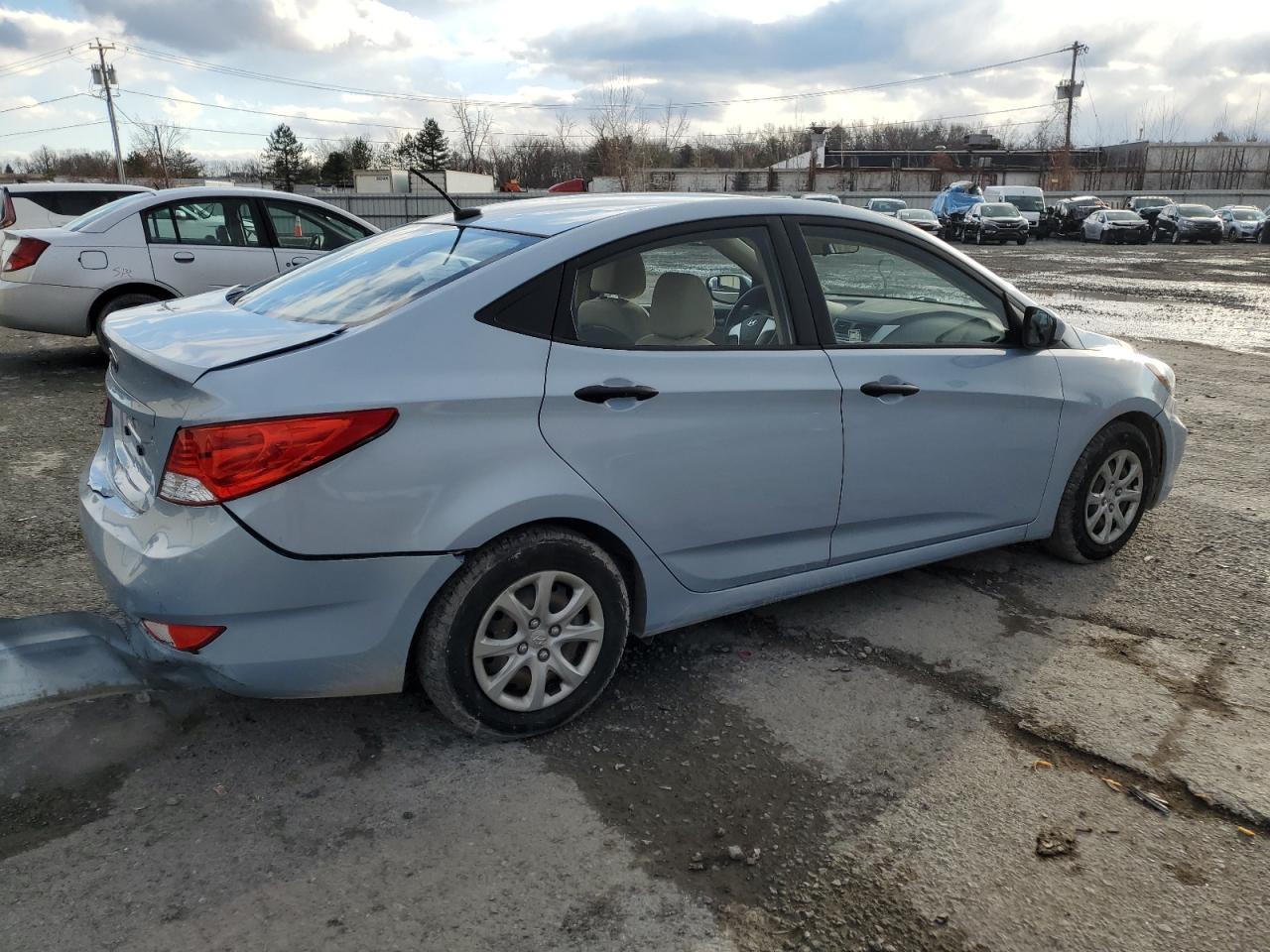 2012 HYUNDAI ACCENT GLS - Фото 3