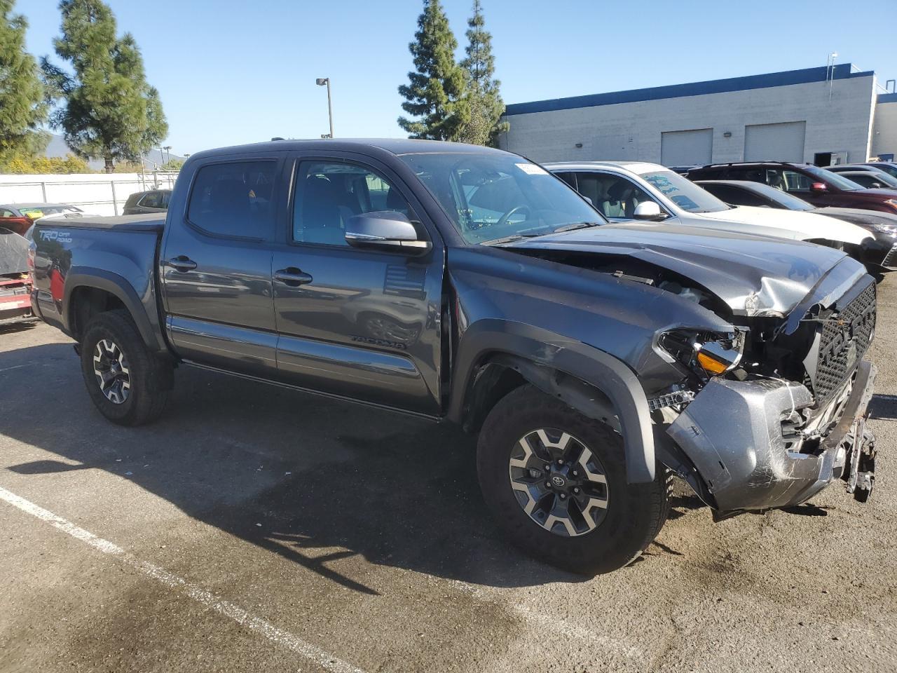 2023 TOYOTA TACOMA DOU - Фото 4