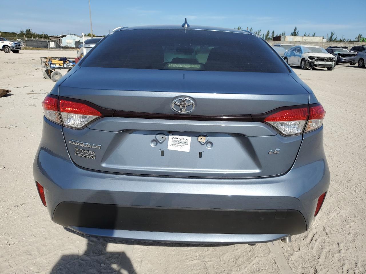 2021 TOYOTA COROLLA LE - Фото 6