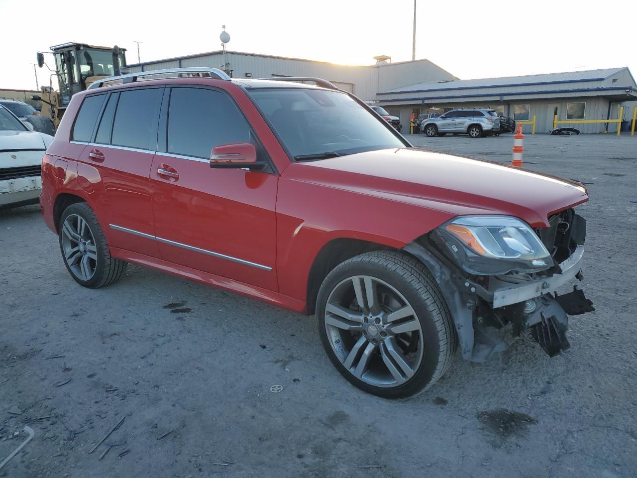 2014 MERCEDES-BENZ GLK 350 - Image 4