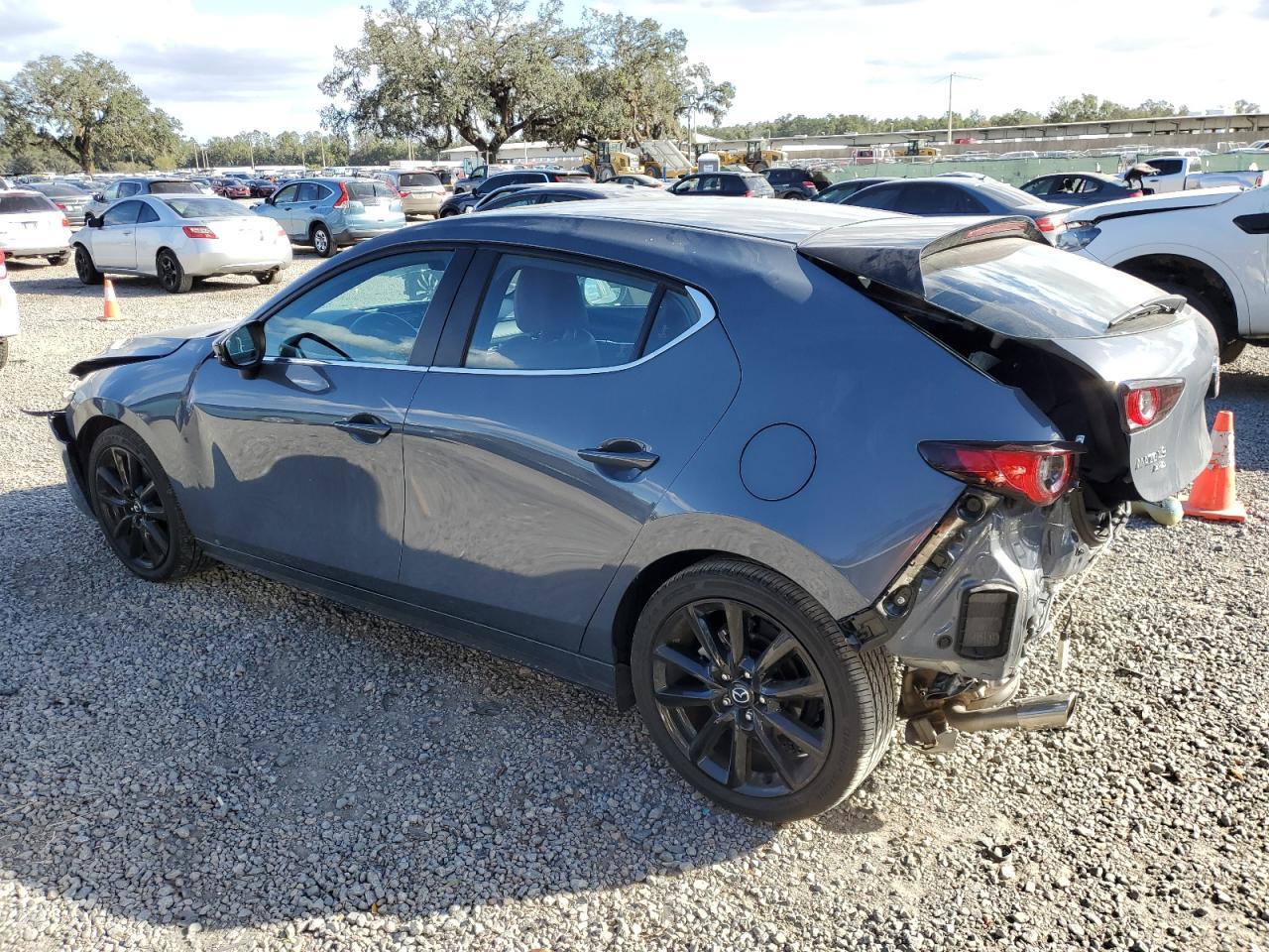 2023 MAZDA 3 PREFERRE - Фото 2