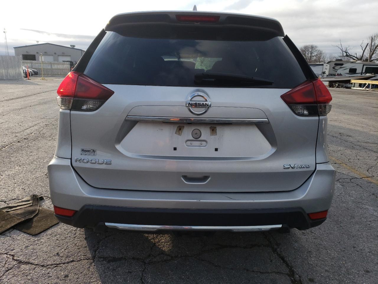 2018 NISSAN ROGUE S - Фото 6
