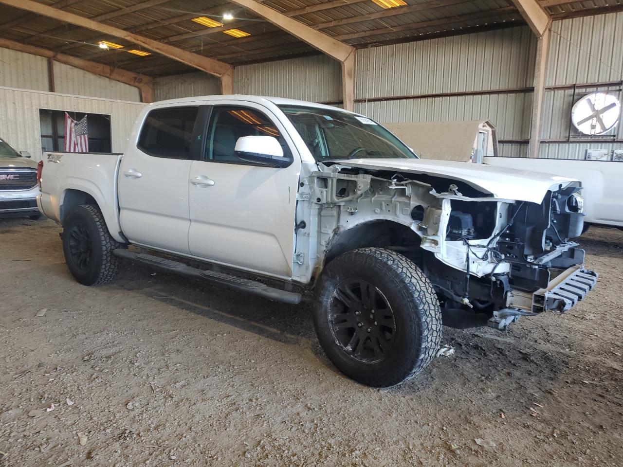 2019 TOYOTA TACOMA DOU - Фото 4