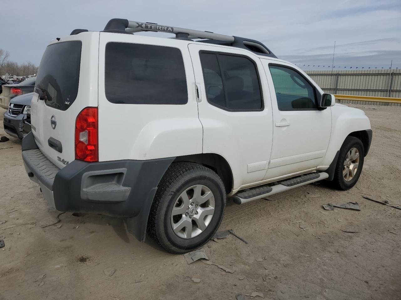 2010 NISSAN XTERRA OFF - Фото 3