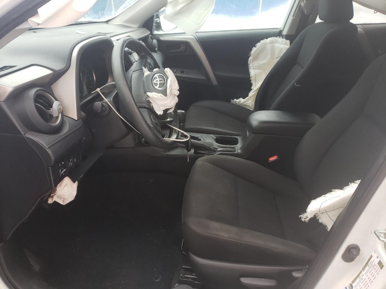 2017 TOYOTA RAV4 LE - Фото 7