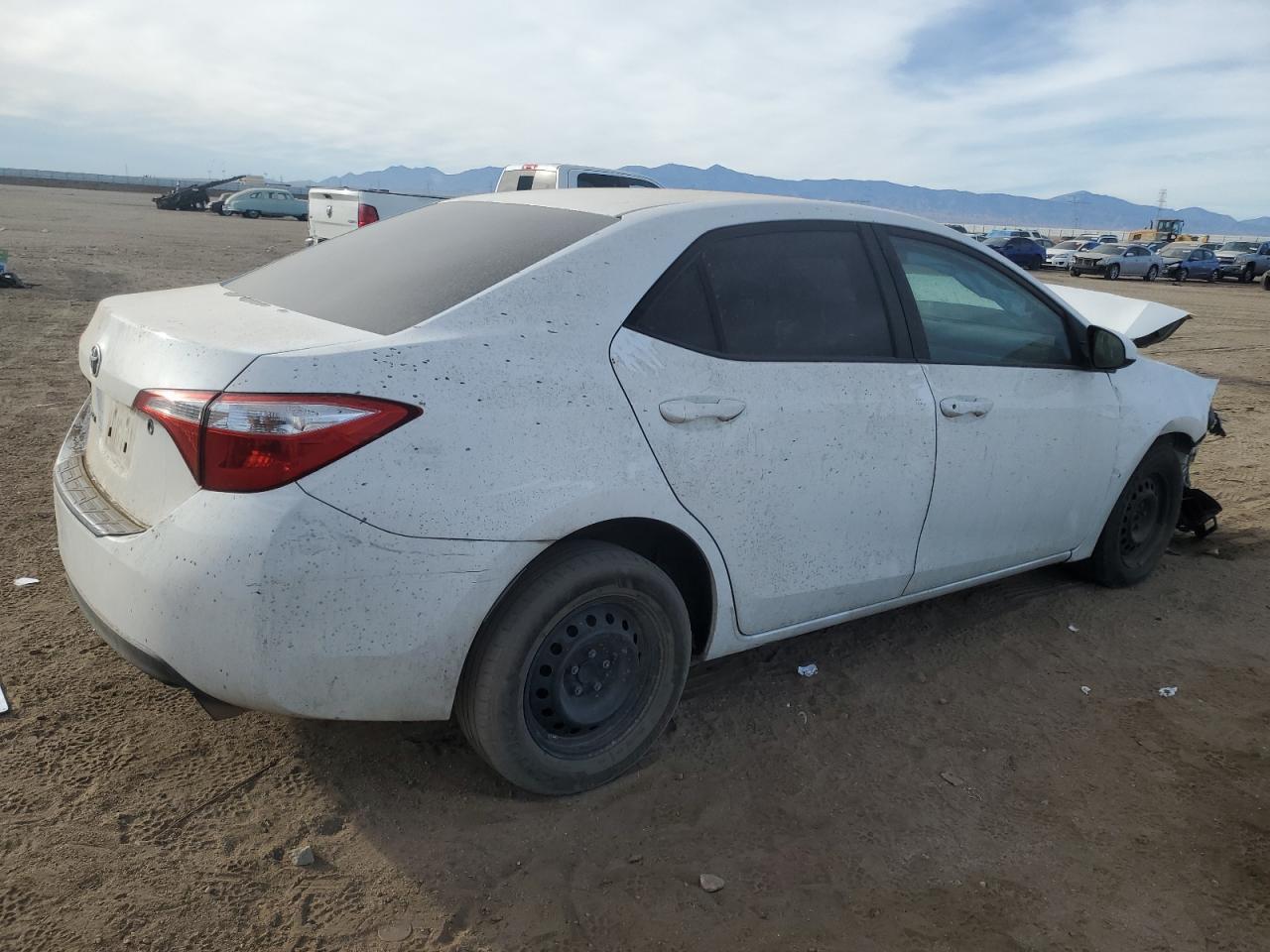 2016 TOYOTA COROLLA L - Фото 3