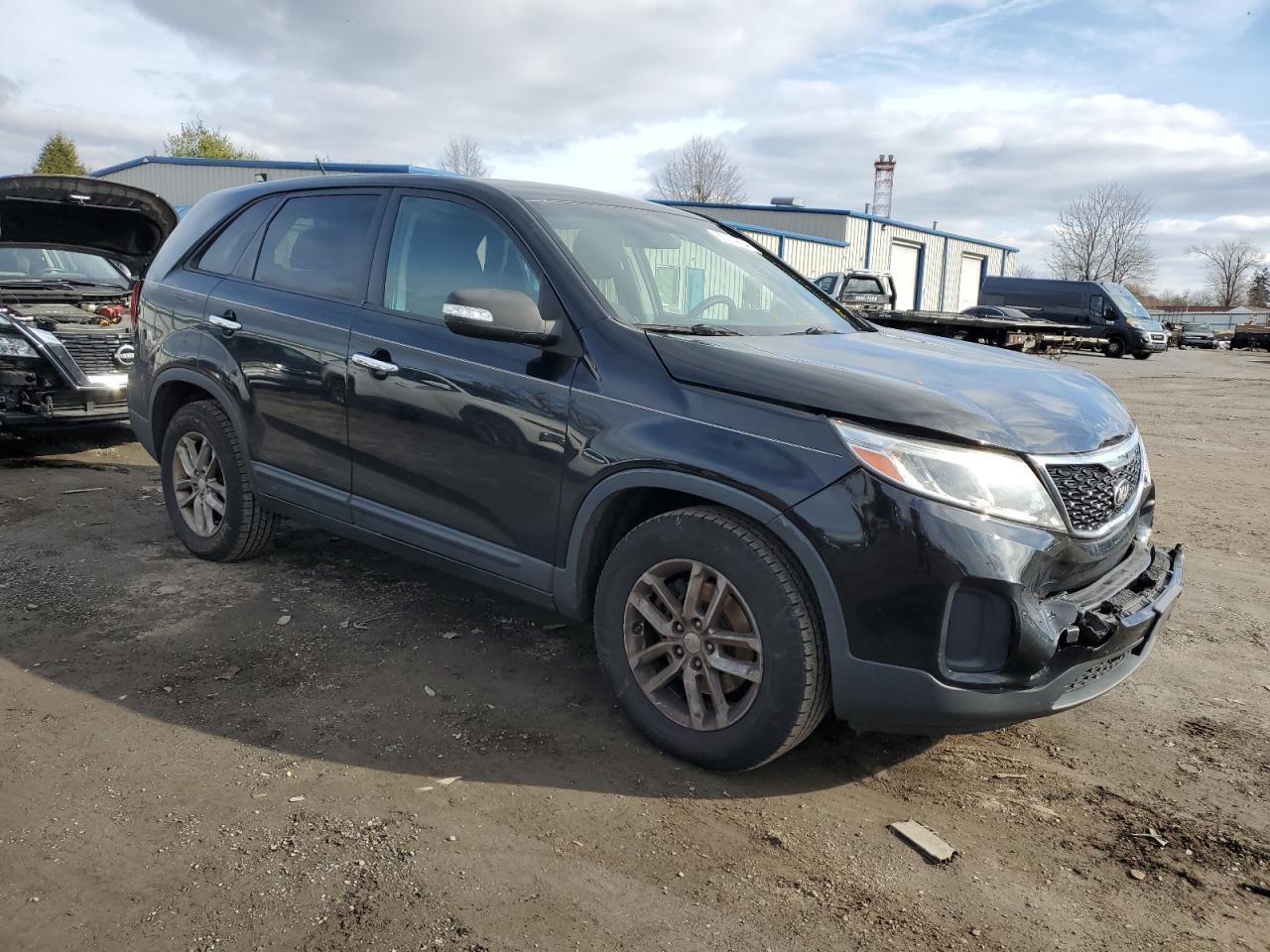 2014 KIA SORENTO LX - Image 4