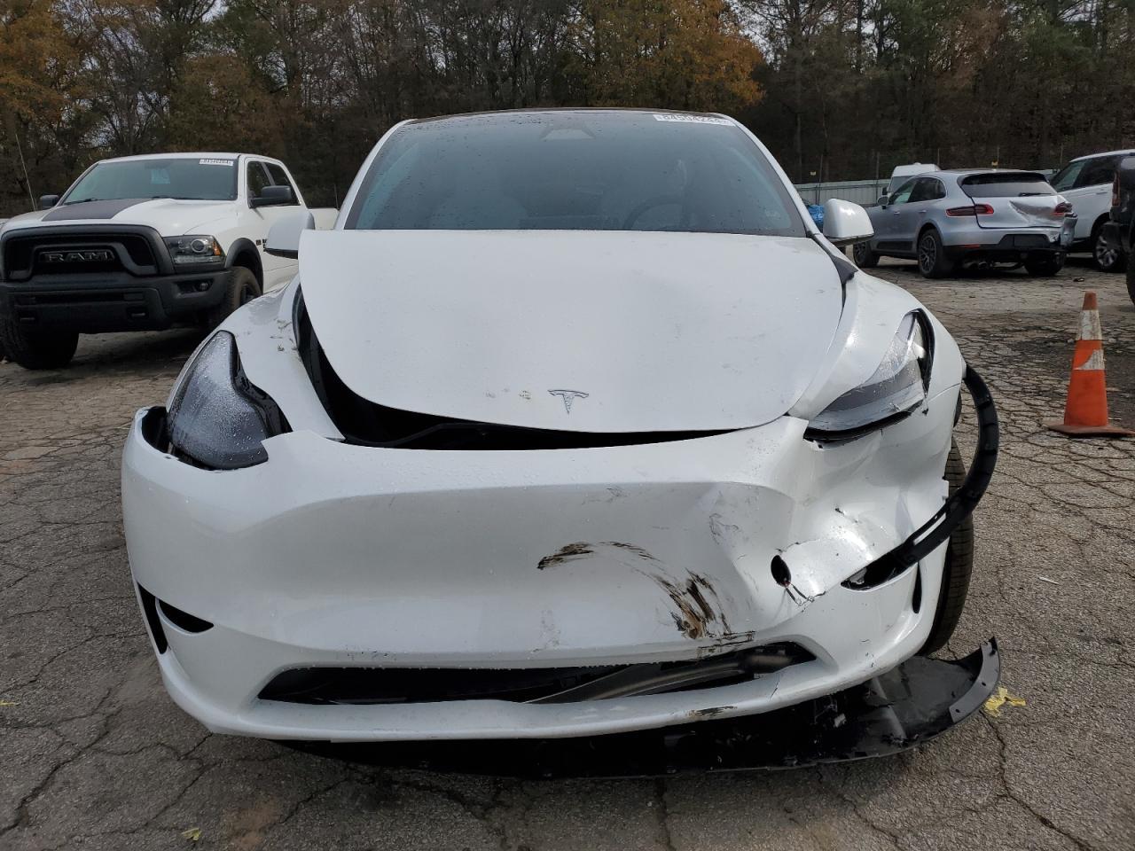 2024 TESLA MODEL Y - Фото 5