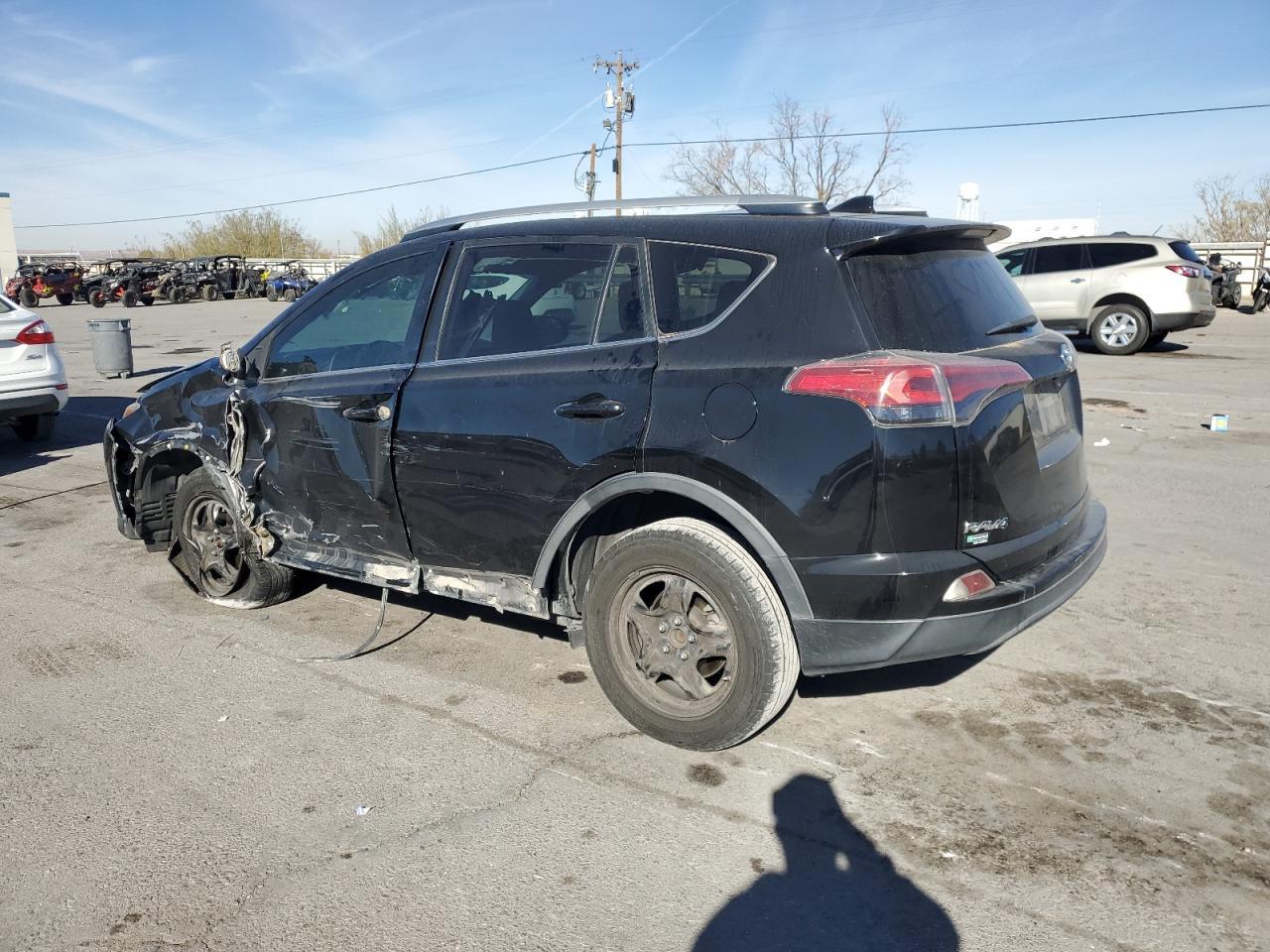 2016 TOYOTA RAV4 LE - Фото 2