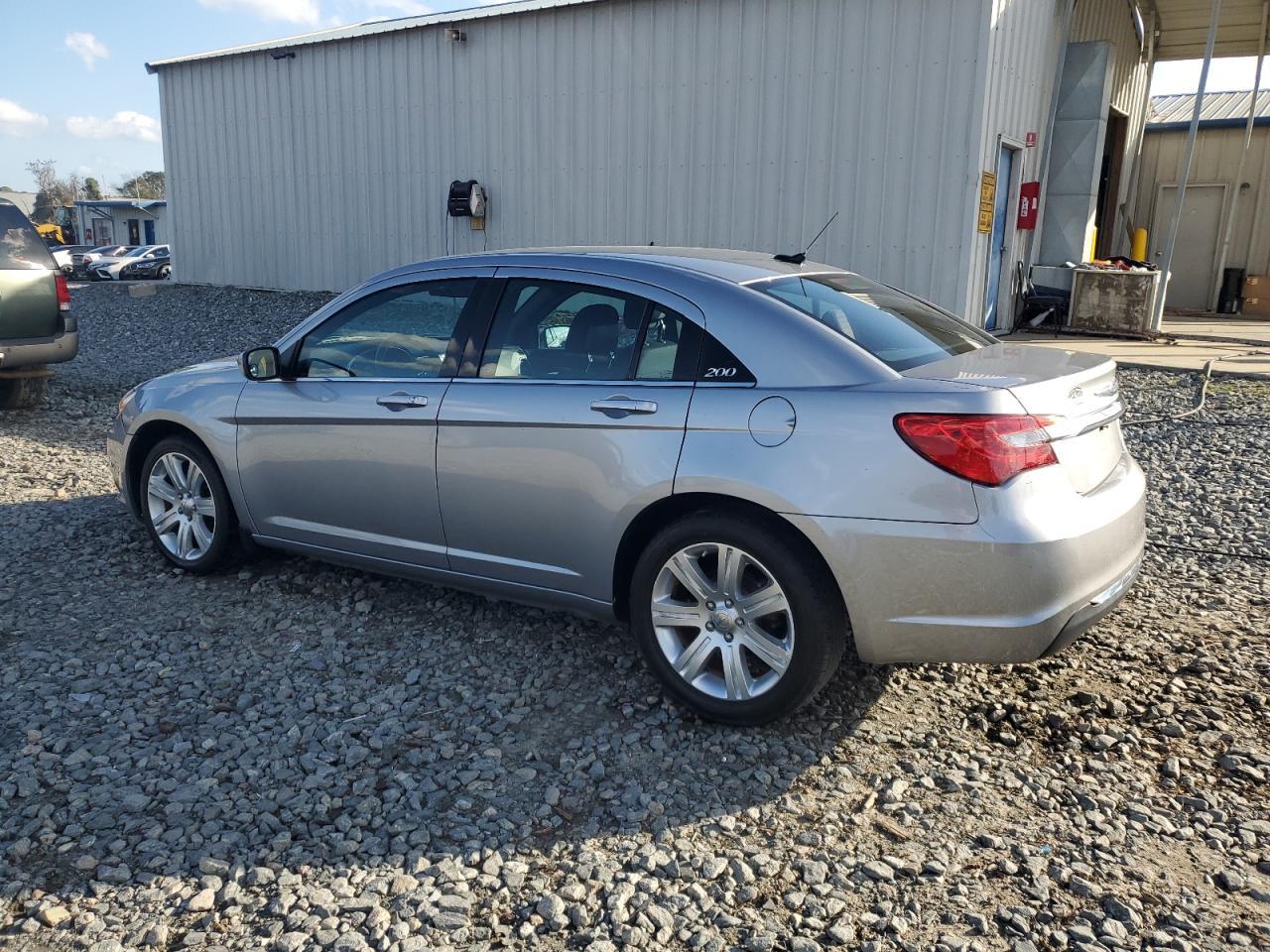 2013 CHRYSLER 200 LX - Image 2