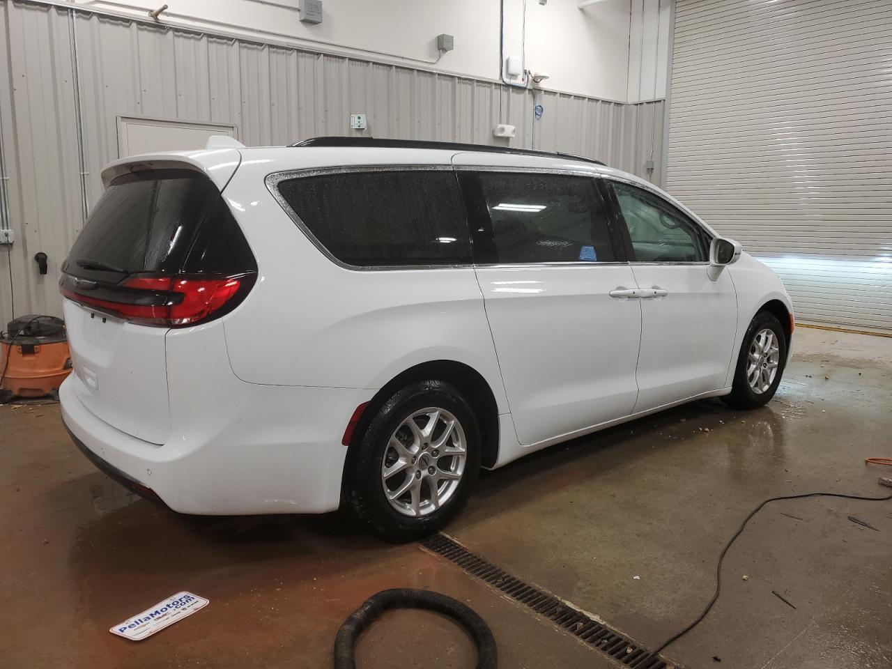 2022 CHRYSLER PACIFICA T - Image 3