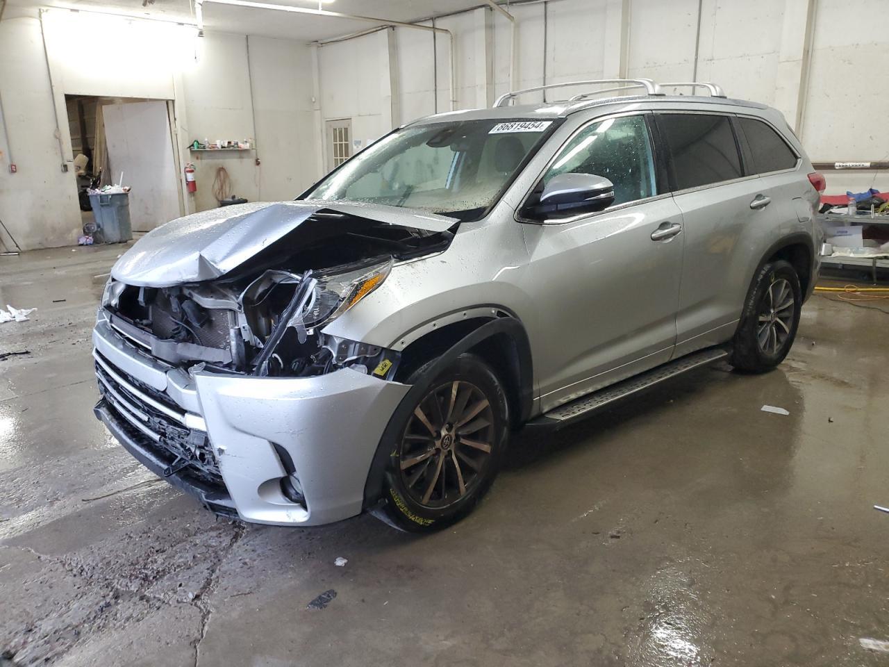 2018 TOYOTA HIGHLANDER