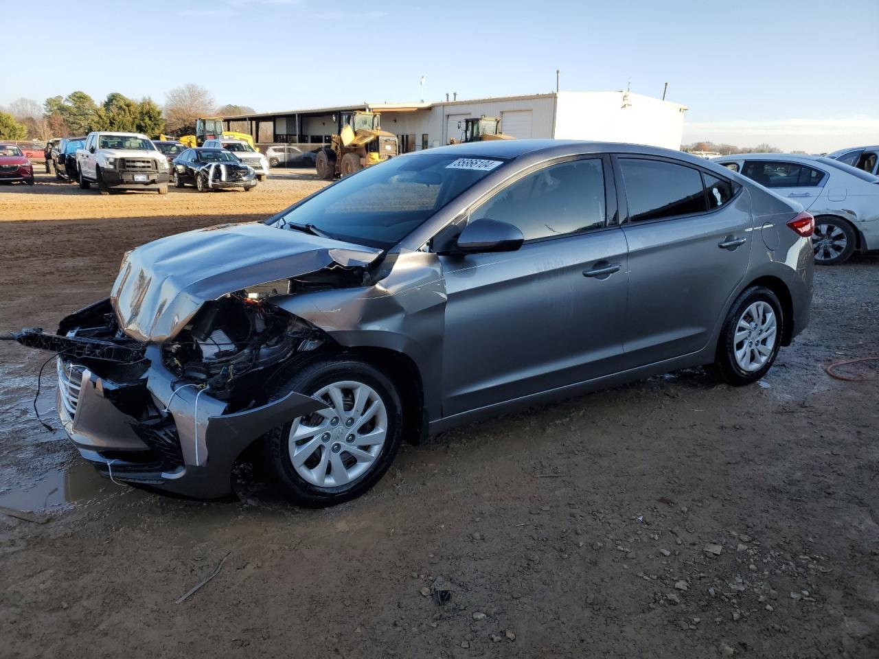 2018 HYUNDAI ELANTRA SE