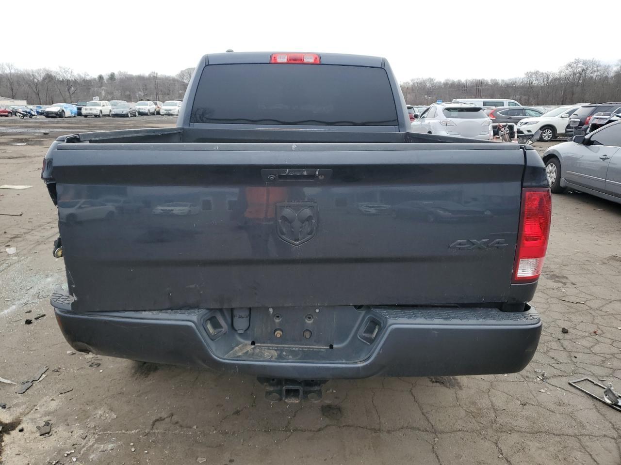 2018 RAM 1500 ST - Image 6