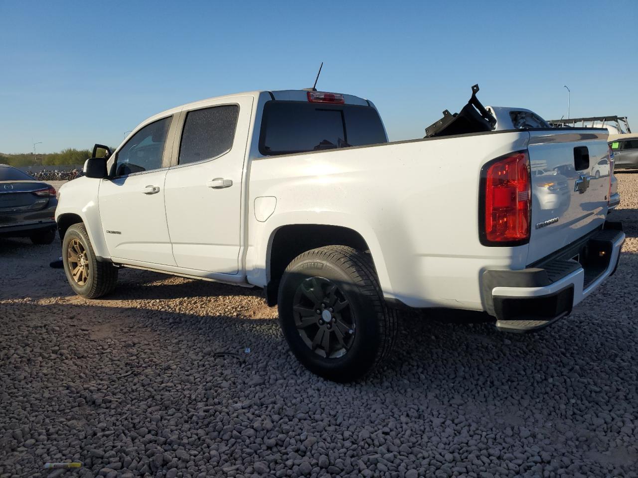 2016 CHEVROLET COLORADO L - Фото 2