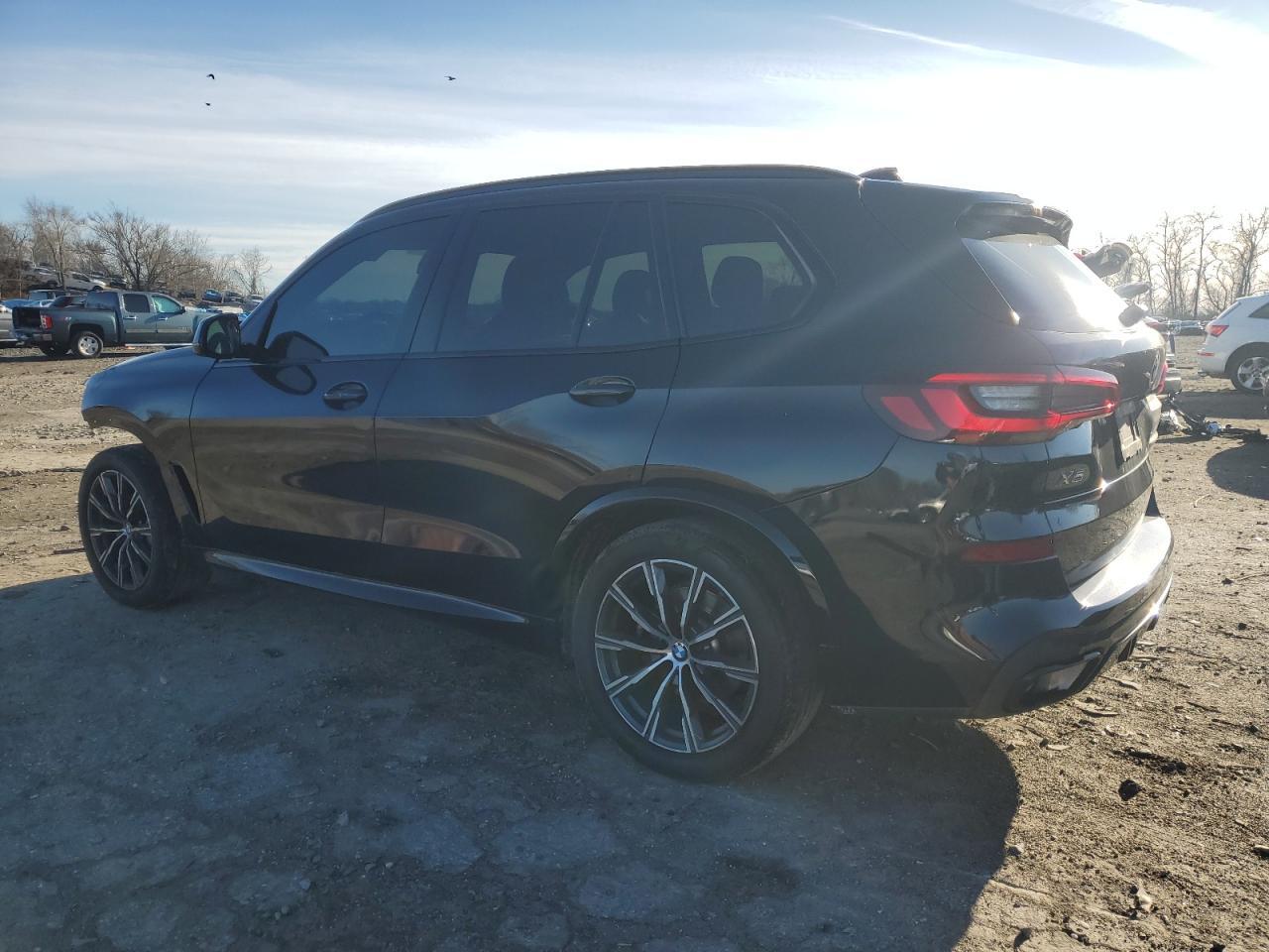 2023 BMW X5 XDRIVE4 - Фото 2