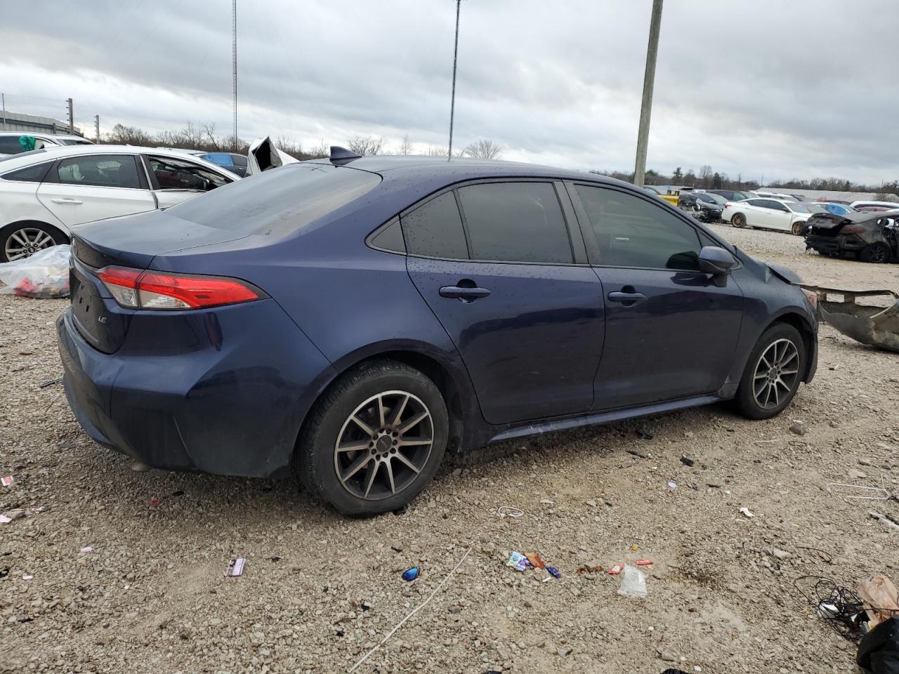 2020 TOYOTA COROLLA LE - Image 3