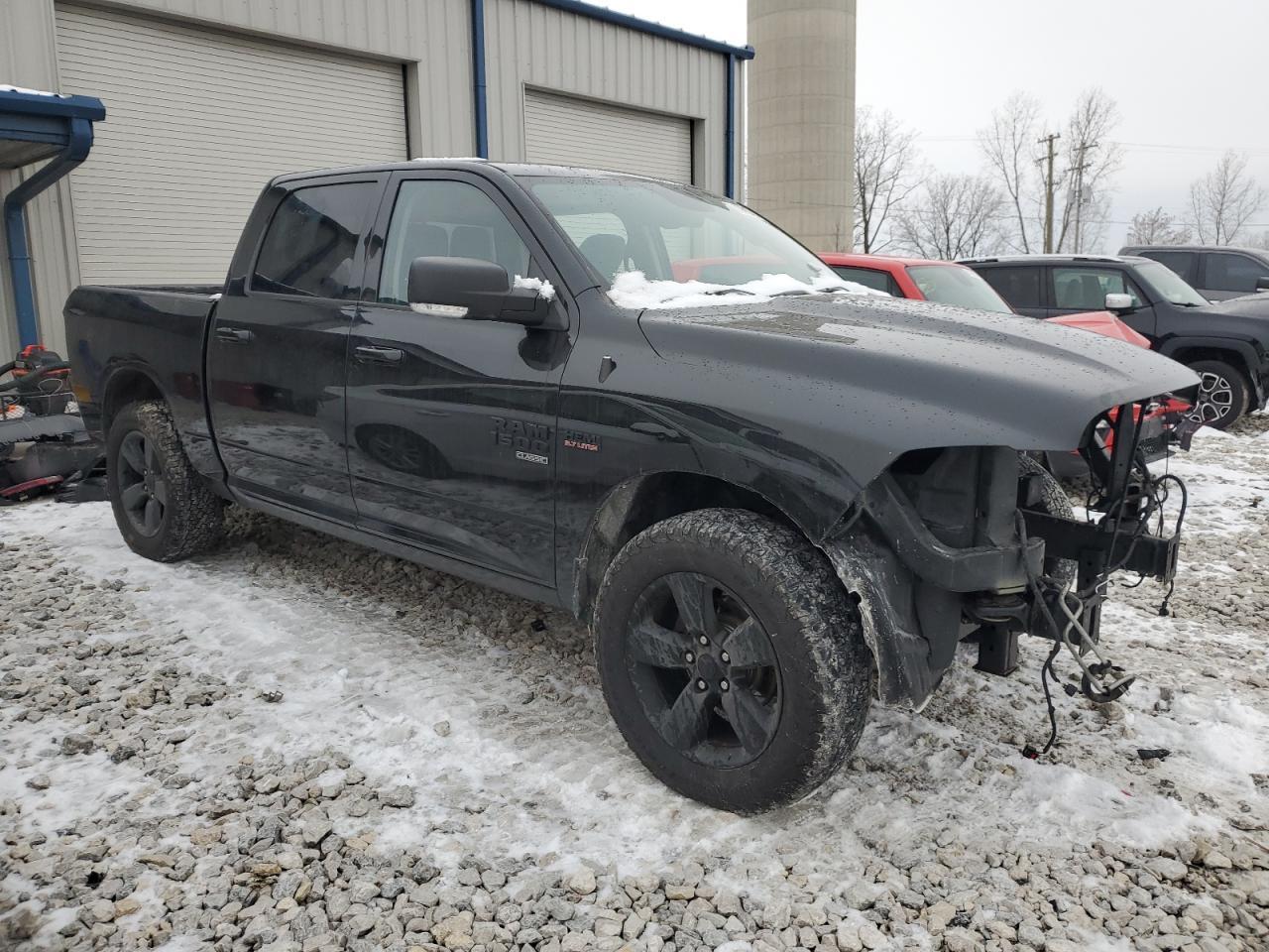 2019 RAM 1500 CLASS - Фото 4