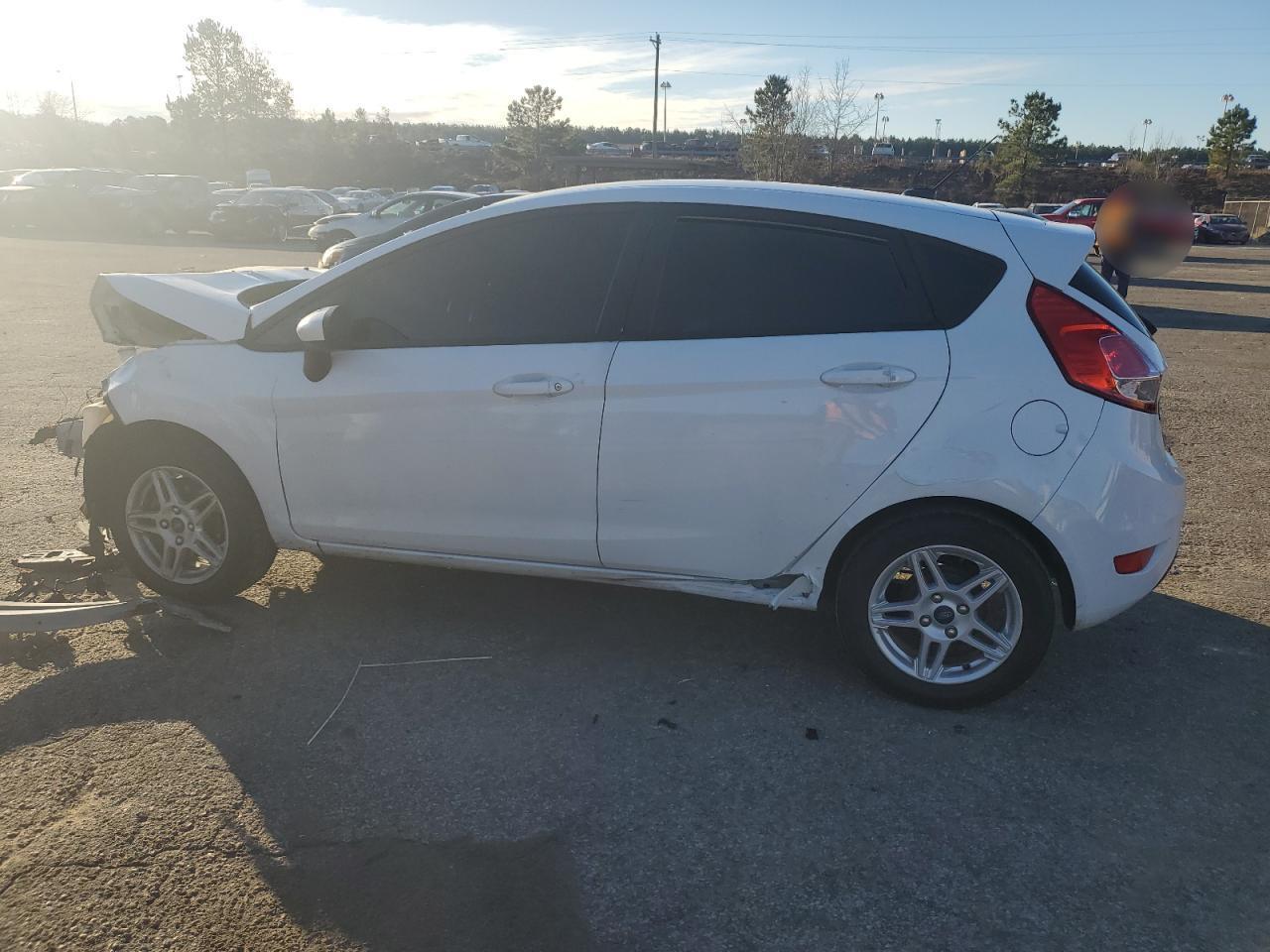 2019 FORD FIESTA SE - Image 2