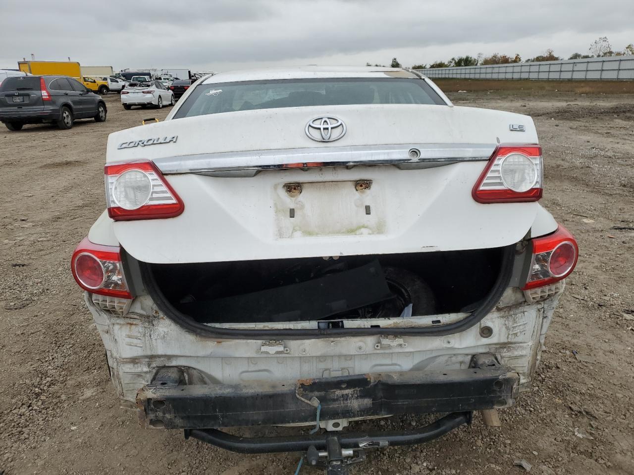 2013 TOYOTA COROLLA BA - Фото 6