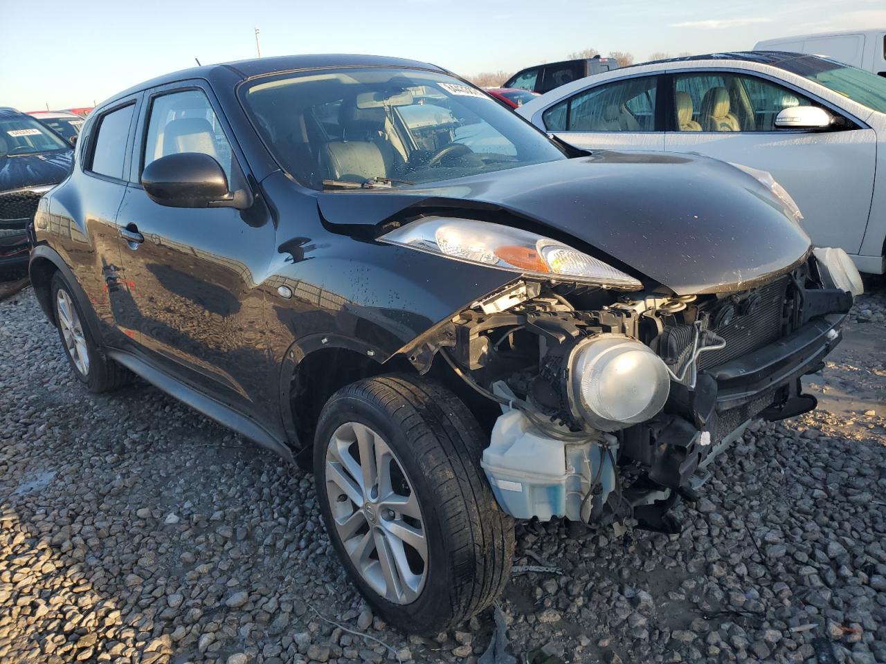 2011 NISSAN JUKE S - Фото 4