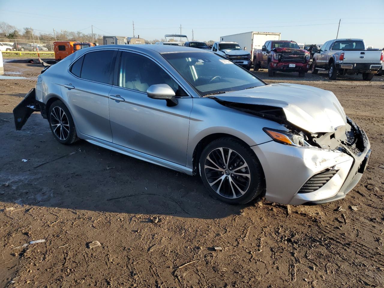 2019 TOYOTA CAMRY L - Фото 4