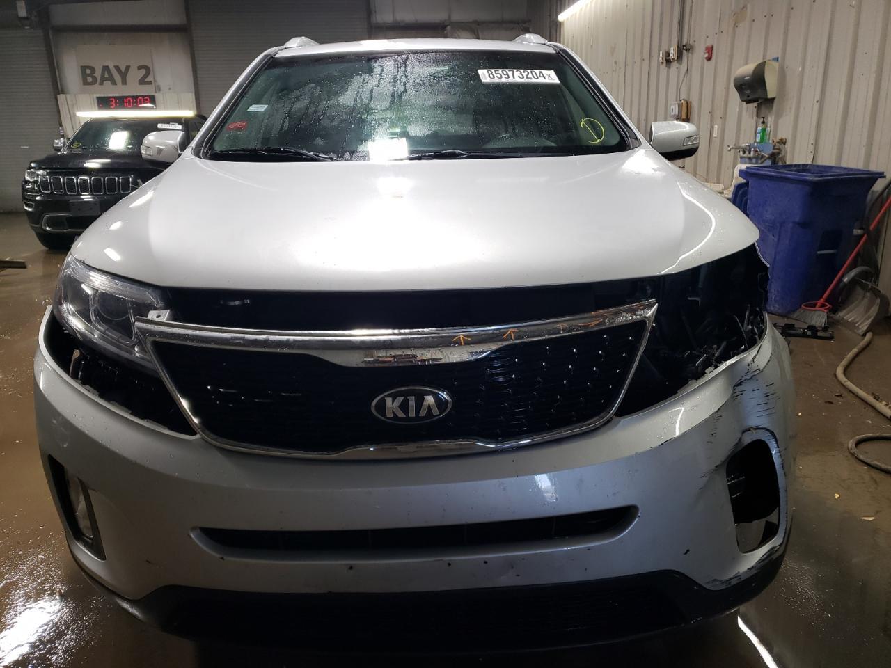 2015 KIA SORENTO LX - Image 5