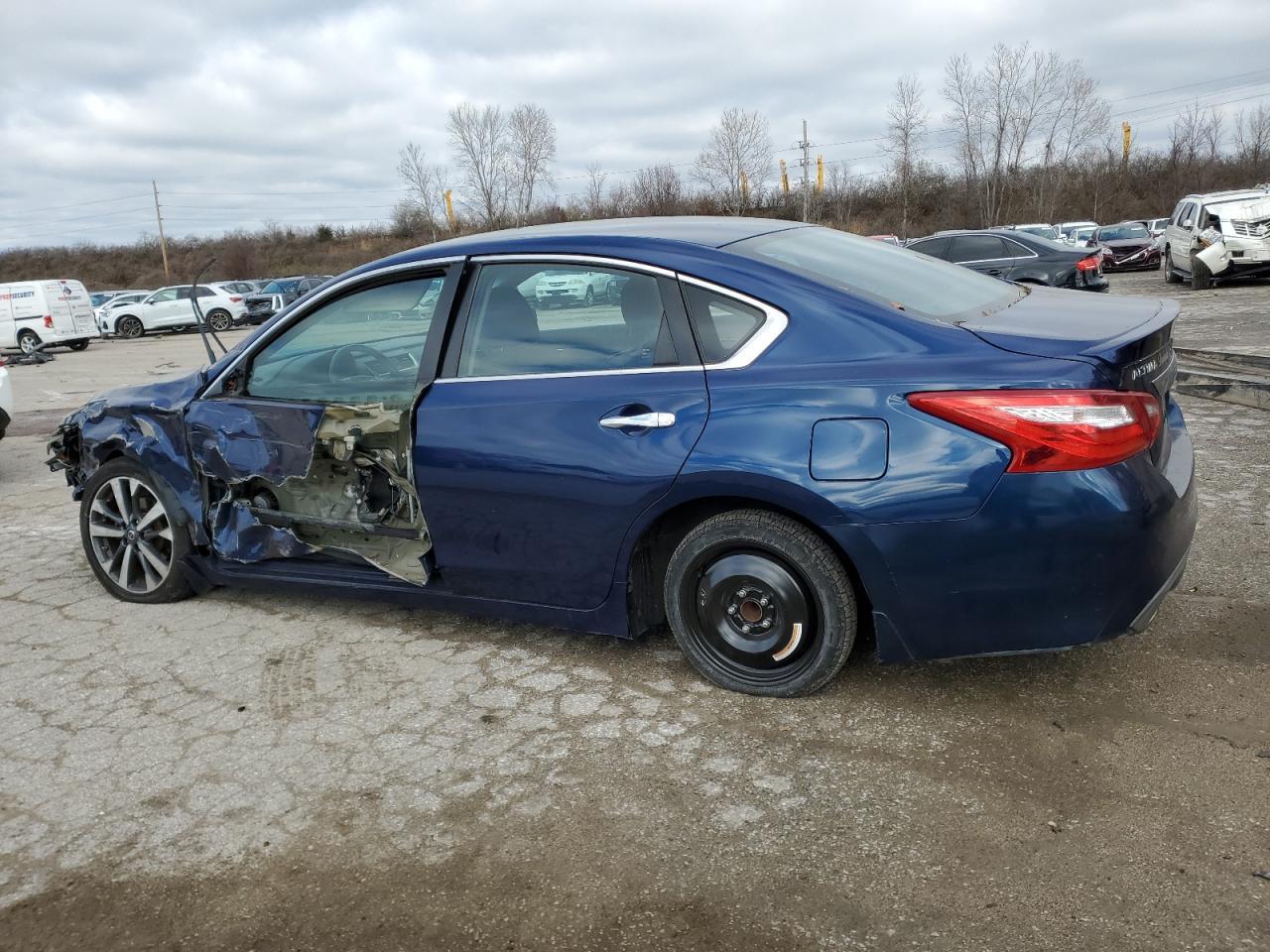 2016 NISSAN ALTIMA 2.5 - Image 2