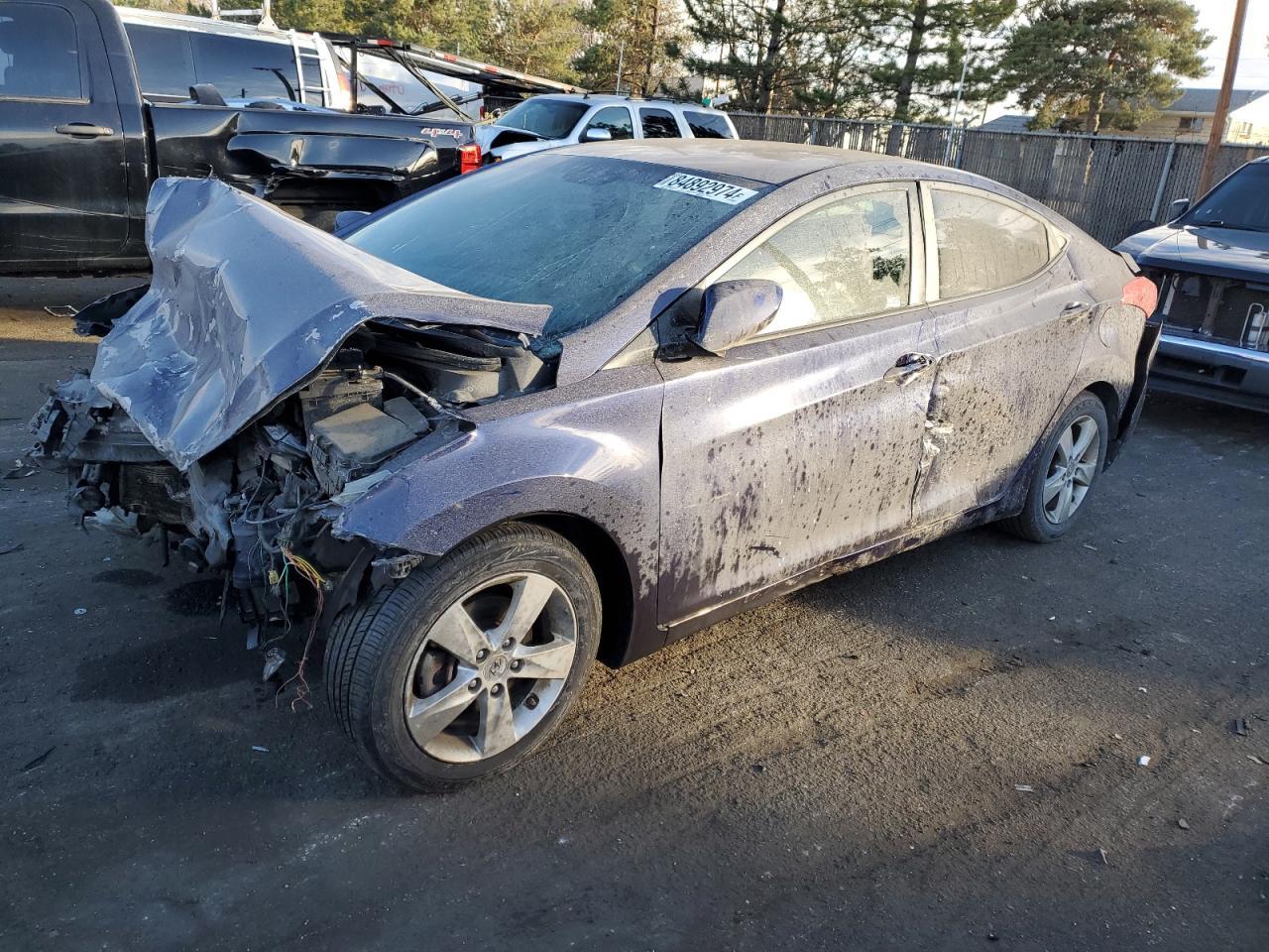 2013 HYUNDAI ELANTRA GL