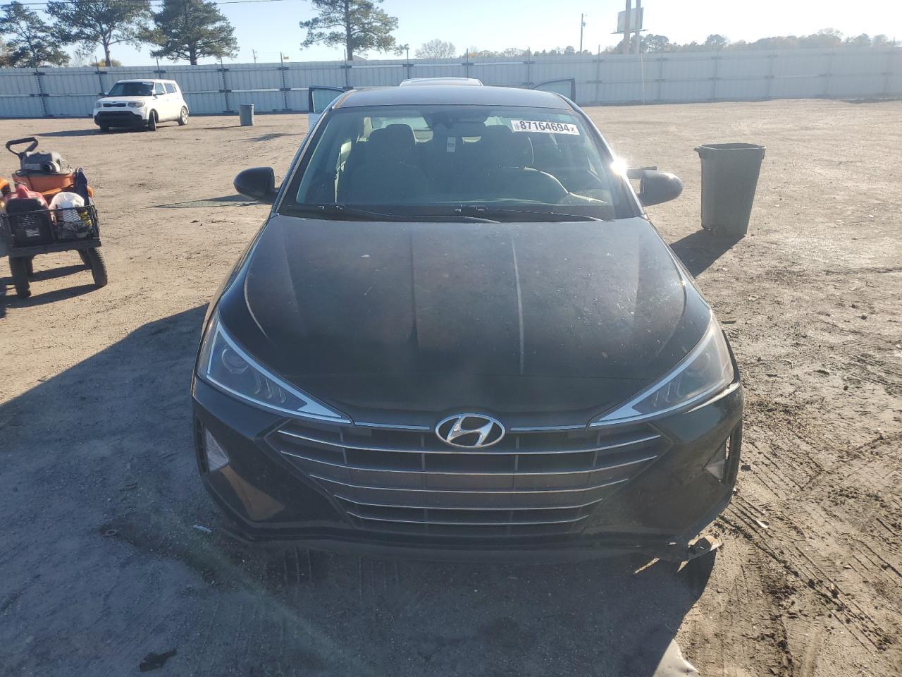 2019 HYUNDAI ELANTRA SE - Фото 5
