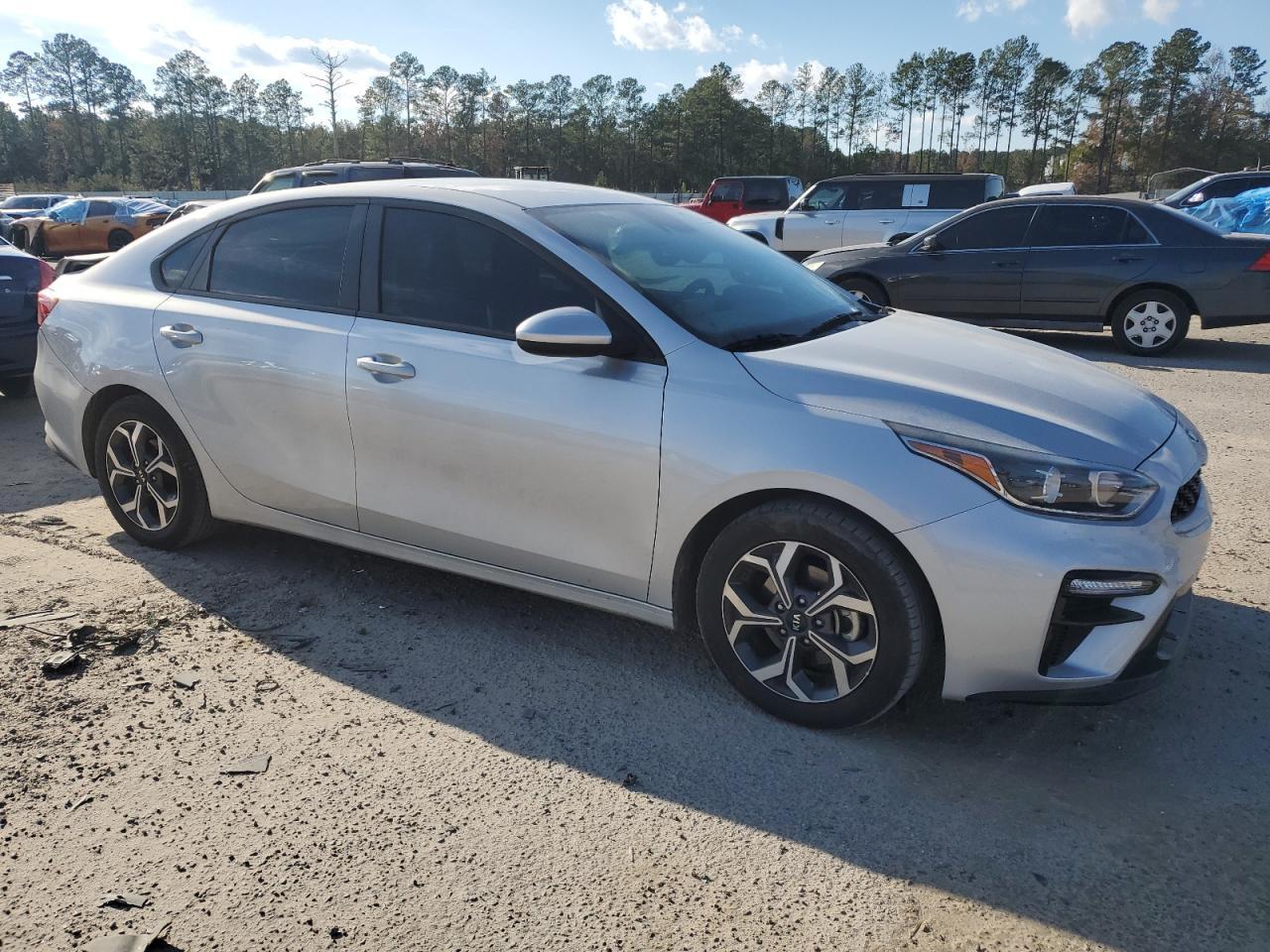 2021 KIA FORTE FE - Фото 4