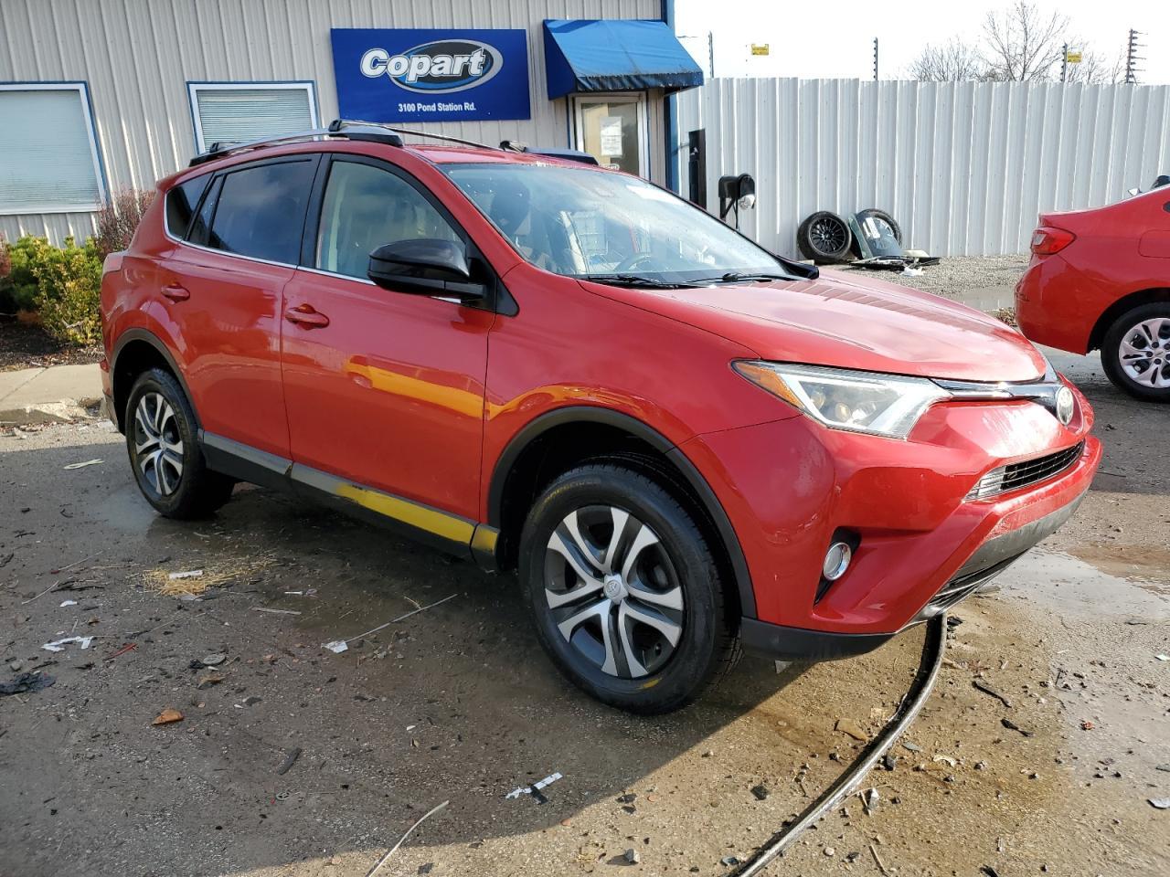 2017 TOYOTA RAV4 LE - Фото 4
