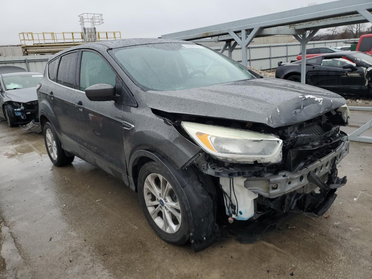 2017 FORD ESCAPE SE - Фото 4