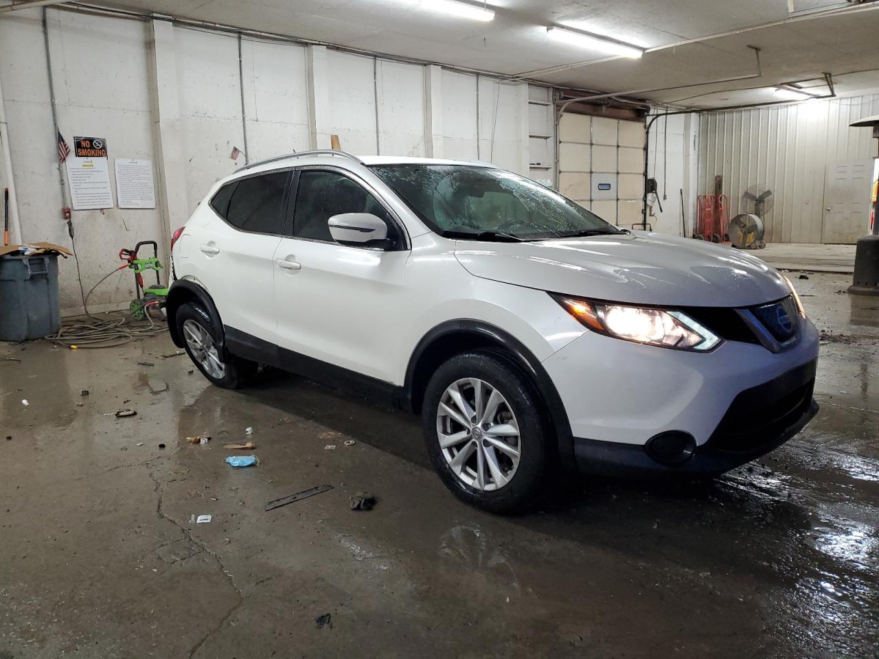 2018 NISSAN ROGUE SPT - Фото 4