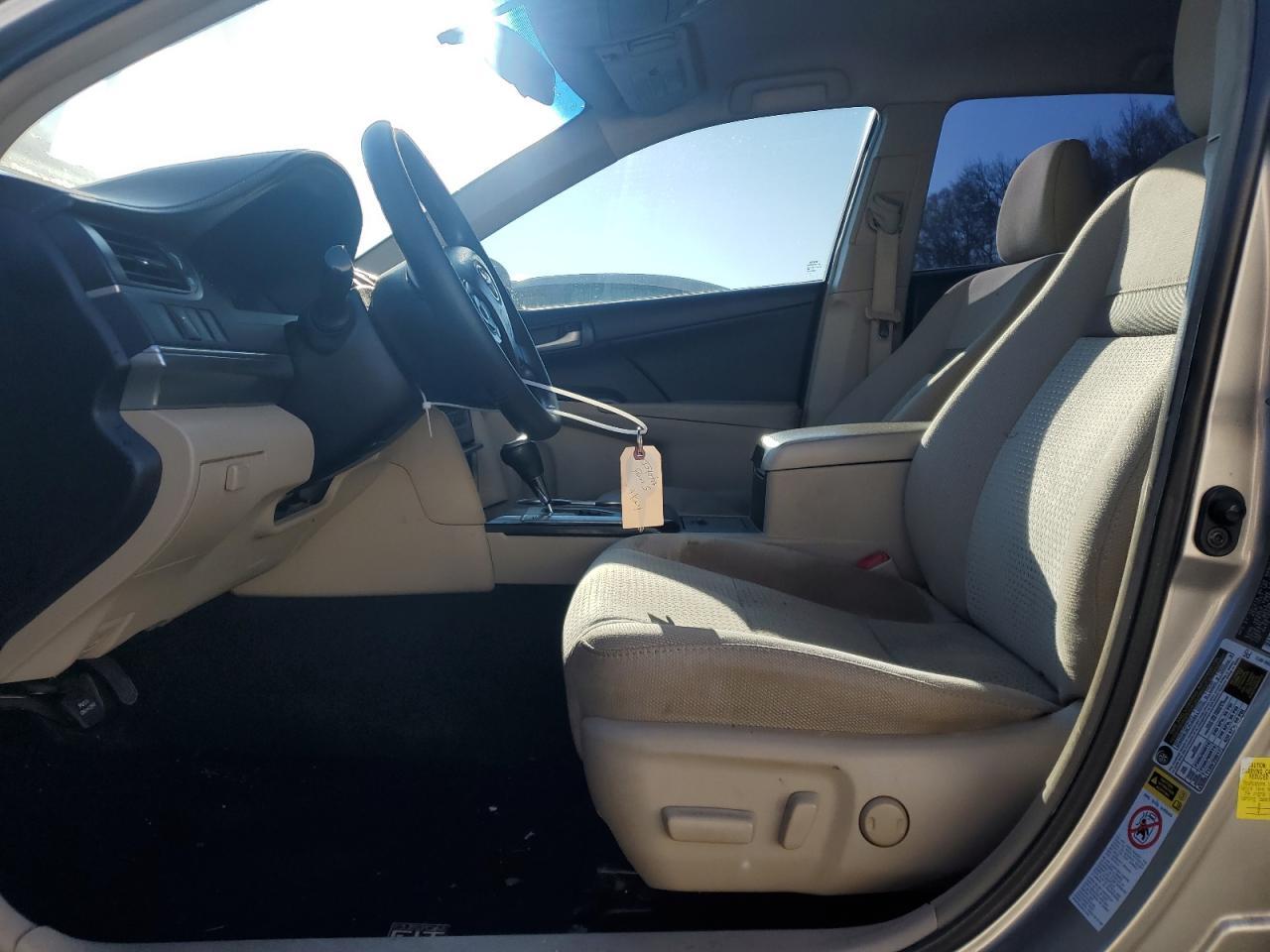 2014 TOYOTA CAMRY L - Image 7