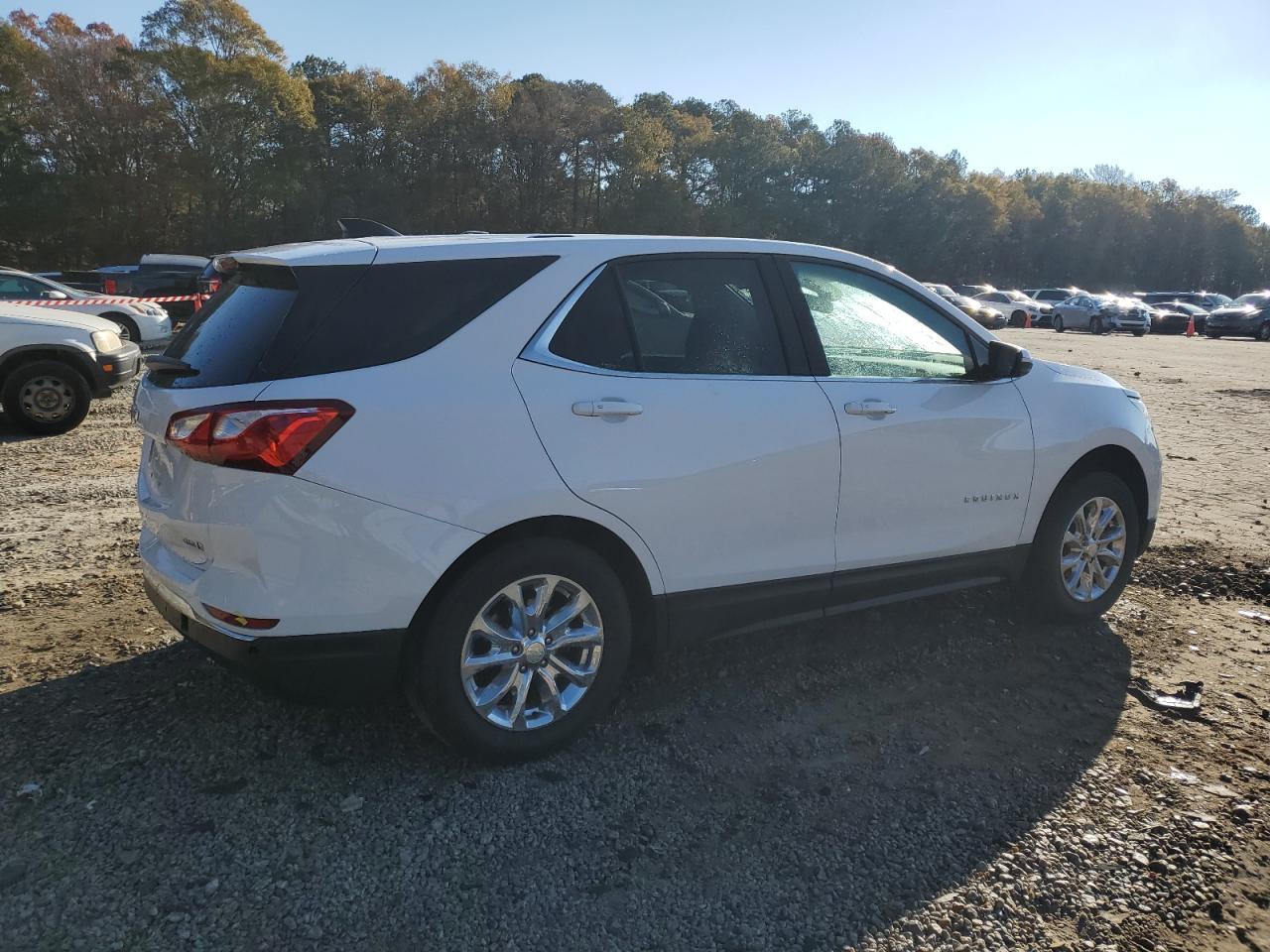 2019 CHEVROLET EQUINOX LT - Image 3