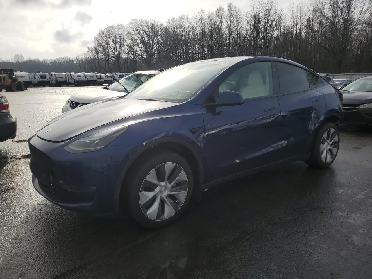 2024 TESLA MODEL Y