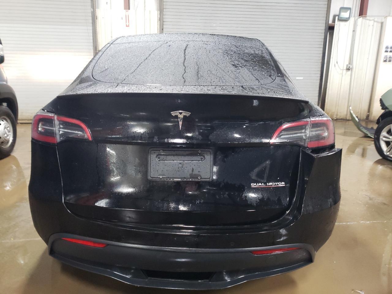 2023 TESLA MODEL Y - Image 6