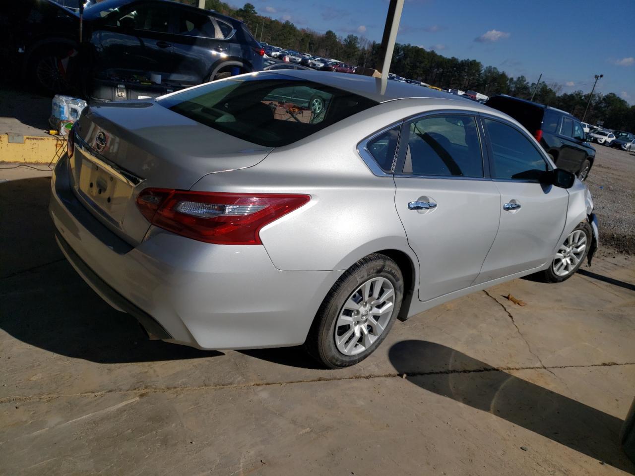 2018 NISSAN ALTIMA 2.5 - Фото 3