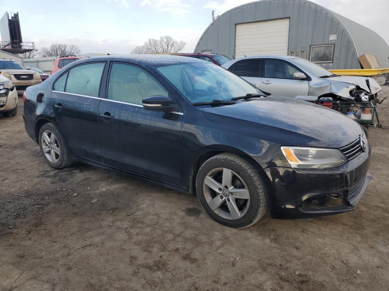 2013 VOLKSWAGEN JETTA TDI - Image 4