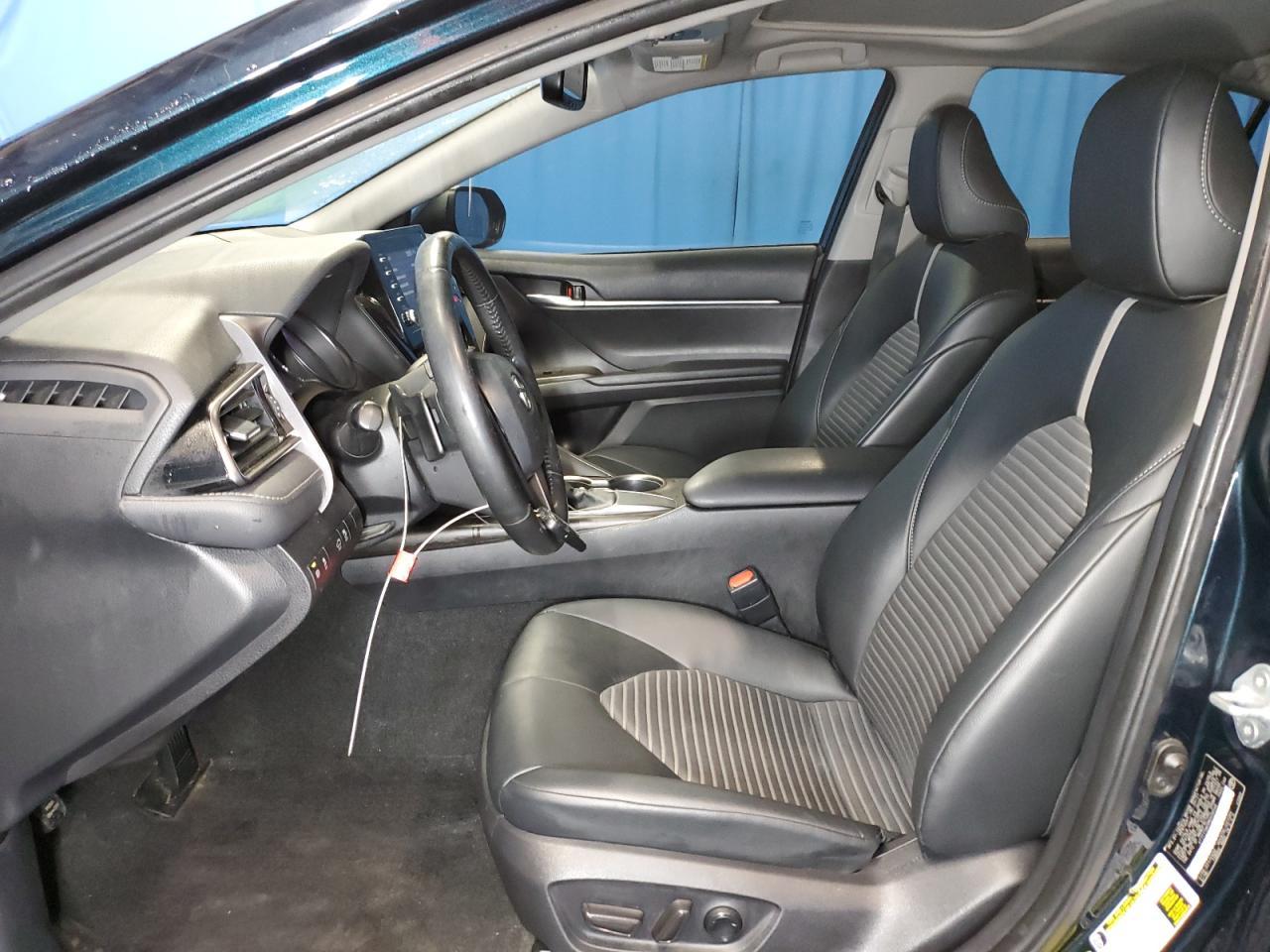 2021 TOYOTA CAMRY SE - Фото 7