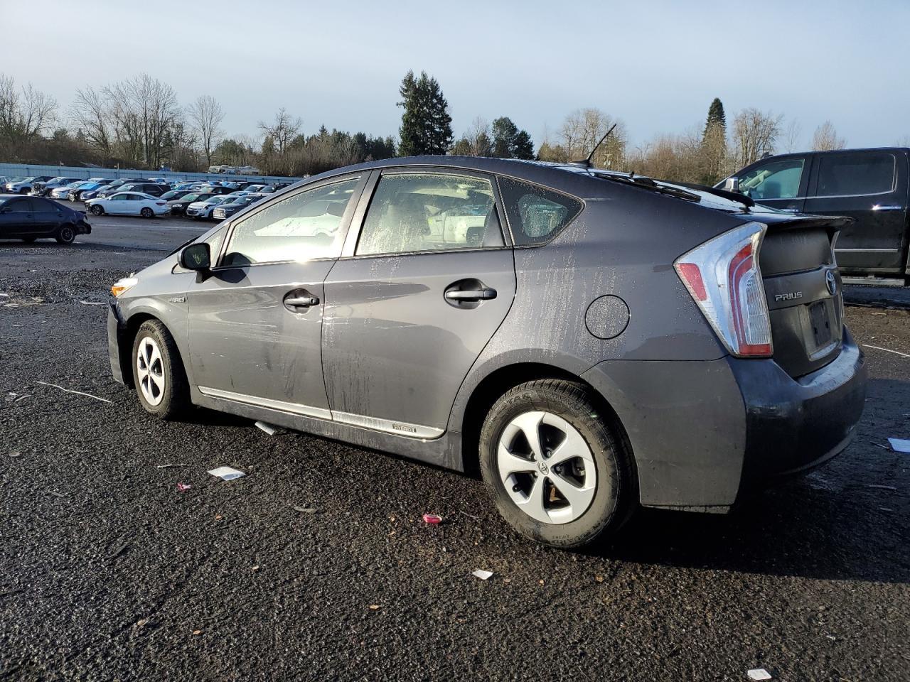 2015 TOYOTA PRIUS - Фото 2